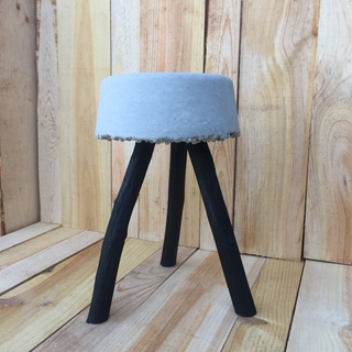 Silla-mesita KEM con madera carbonizada - Imagen 1